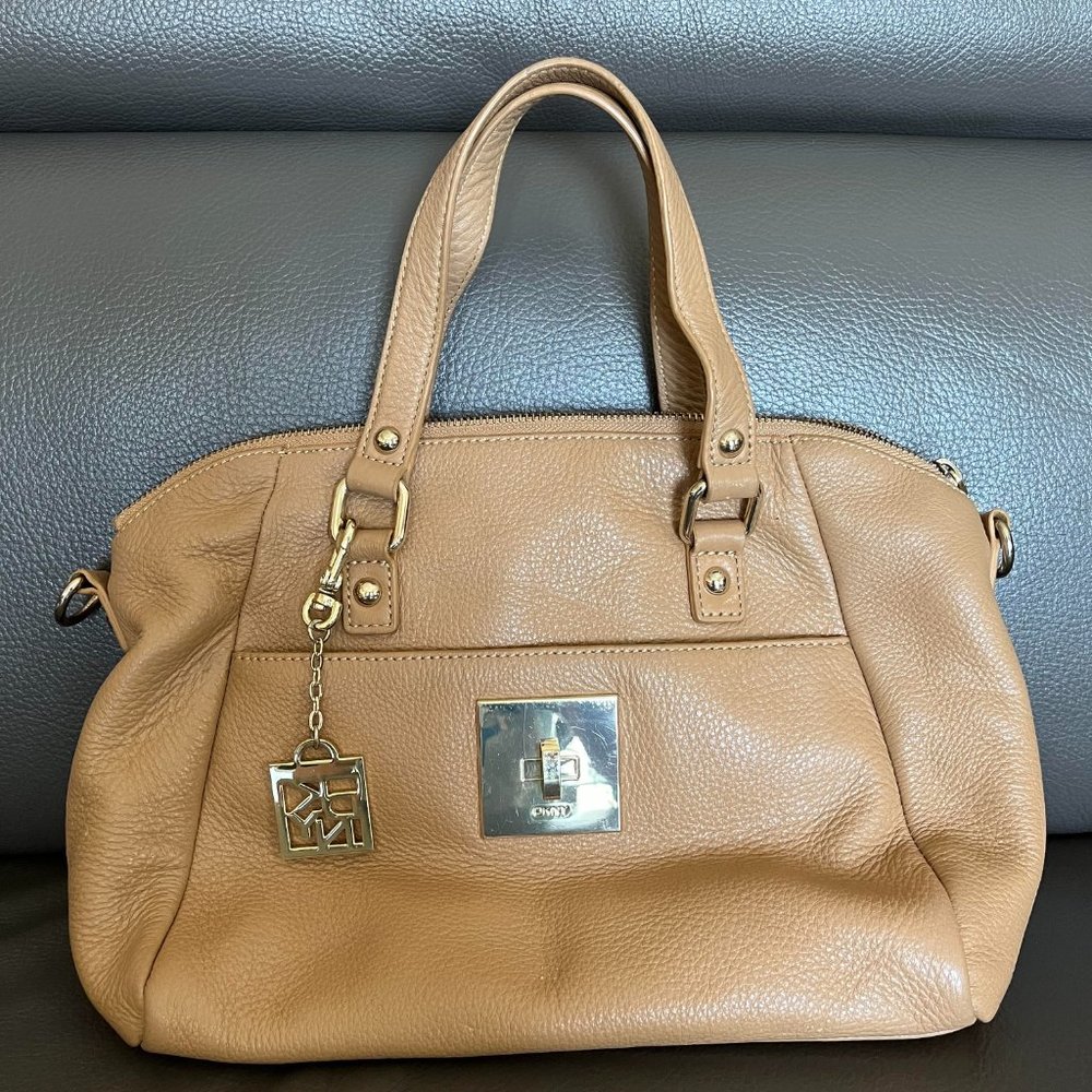 LIKE NEW DKNY Handbag
